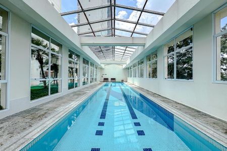 Apartamento à venda com 204m², 3 quartos e 4 vagasÁrea comum - Piscina