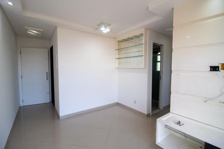 Sala de apartamento para alugar com 2 quartos, 50m² em Jardim Celeste, São Paulo