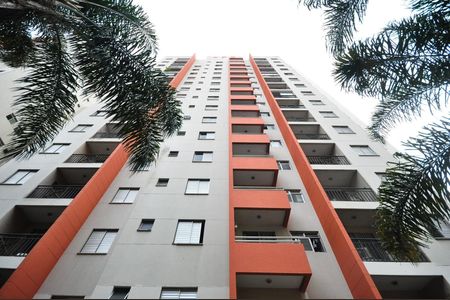 Apartamento para alugar com 49m², 2 quartos e 1 vagaFachada