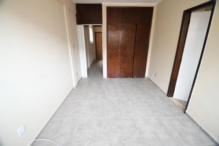 Apartamento à venda com 53m², 1 quarto e sem vagaQuarto