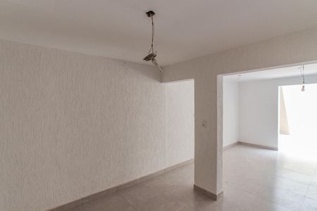 Casa à venda com 128m², 3 quartos e 2 vagas Casa à venda com 128m², 3 quartos e 2 vagasÁrea de Serviço e Quintal