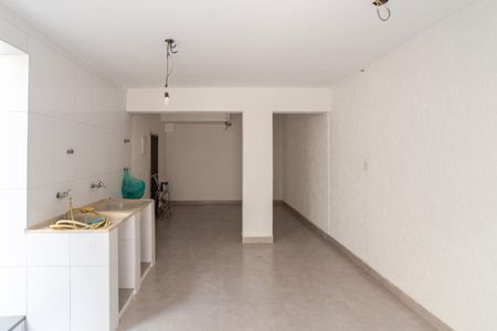 Casa à venda com 128m², 3 quartos e 2 vagas Casa à venda com 128m², 3 quartos e 2 vagasÁrea de Serviço e Quintal