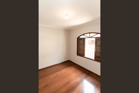 Casa à venda com 128m², 3 quartos e 2 vagas Casa à venda com 128m², 3 quartos e 2 vagasQuarto 2