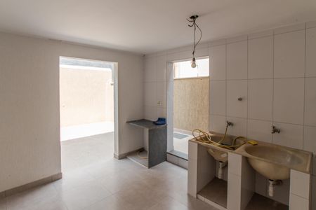 Casa à venda com 128m², 3 quartos e 2 vagas Casa à venda com 128m², 3 quartos e 2 vagasÁrea de Serviço e Quintal