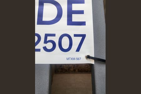 Casa à venda com 128m², 3 quartos e 2 vagas Casa à venda com 128m², 3 quartos e 2 vagasPlaca