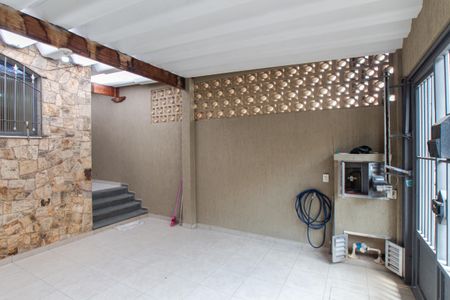 Casa à venda com 128m², 3 quartos e 2 vagas Casa à venda com 128m², 3 quartos e 2 vagasGaragem