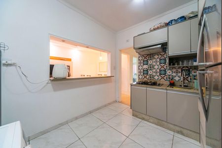 Apartamento à venda com 55m², 2 quartos e sem vaga Apartamento à venda com 55m², 2 quartos e sem vagaCozinha e Área de Serviço