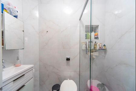 Apartamento à venda com 55m², 2 quartos e sem vaga Apartamento à venda com 55m², 2 quartos e sem vagaBanheiro Social