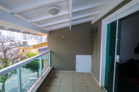 Casa para alugar com 225m², 3 quartos e sem vagaVaranda da Cobertura - Frente