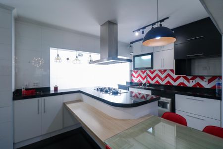 Casa para alugar com 225m², 3 quartos e sem vagaCozinha