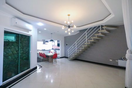 Casa para alugar com 225m², 3 quartos e sem vagaSala