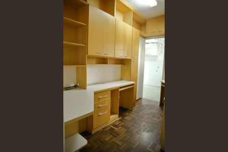 Apartamento à venda com 120m², 3 quartos e 2 vagasEscritório 