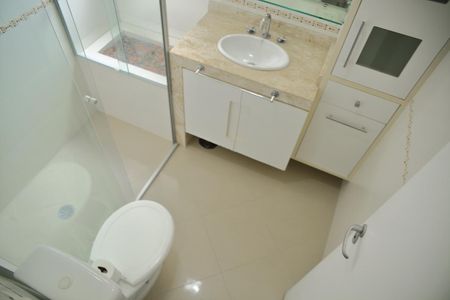 Apartamento à venda com 120m², 3 quartos e 2 vagasBanheiro da Suíte