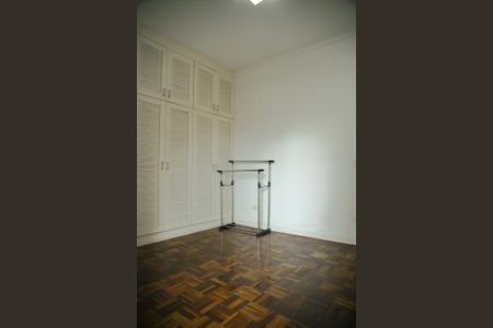 Apartamento à venda com 120m², 3 quartos e 2 vagasSuíte 