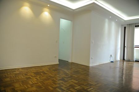 Apartamento à venda com 120m², 3 quartos e 2 vagasSala