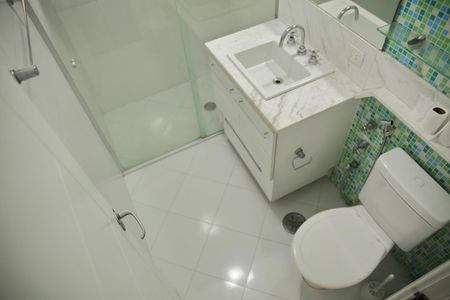 Apartamento à venda com 120m², 3 quartos e 2 vagasBanheiro Social 