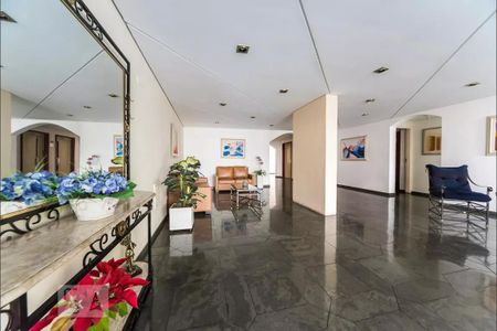 Apartamento à venda com 120m², 3 quartos e 2 vagasÁrea comum- Hall de Entrada 