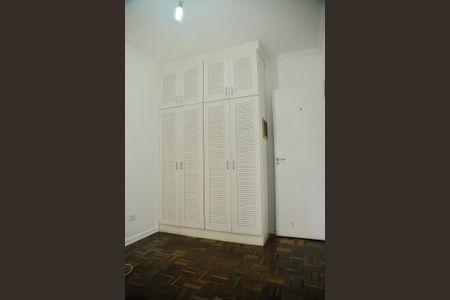 Apartamento à venda com 120m², 3 quartos e 2 vagasQuarto 2 