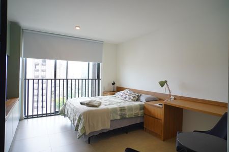 Sala_Quarto  de kitnet/studio para alugar com 1 quarto, 30m² em Auxiliadora, Porto Alegre