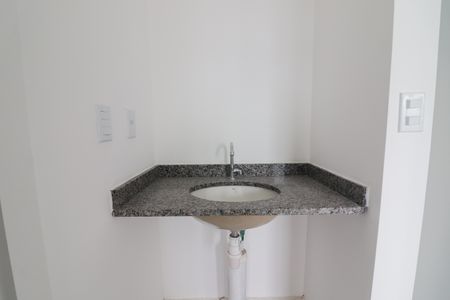 Apartamento à venda com 35m², 2 quartos e sem vaga Apartamento à venda com 35m², 2 quartos e sem vagaBanheiro