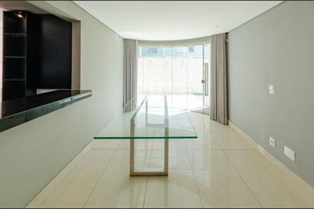 Apartamento à venda com 116m², 3 quartos e 3 vagasSala