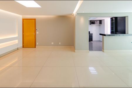 Apartamento à venda com 116m², 3 quartos e 3 vagasSala