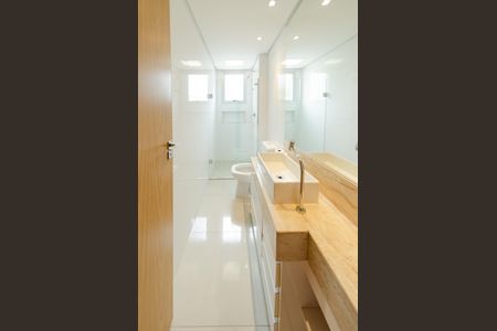 Apartamento à venda com 116m², 3 quartos e 3 vagasBanheiro social