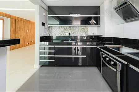 Apartamento à venda com 116m², 3 quartos e 3 vagasCozinha