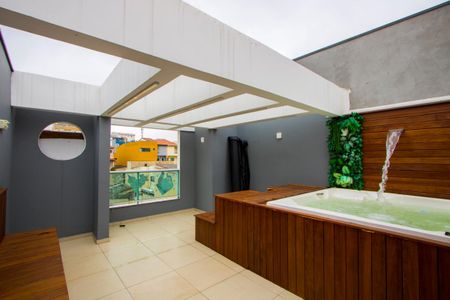 Apartamento à venda com 120m², 2 quartos e 2 vagasÁrea externa