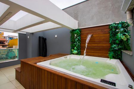 Apartamento à venda com 120m², 2 quartos e 2 vagasÁrea externa - Jacuzzi