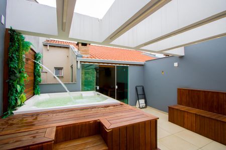 Apartamento à venda com 120m², 2 quartos e 2 vagasÁrea externa