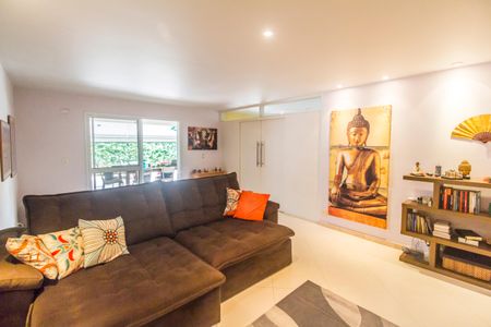 Sala de casa de condomínio à venda com 4 quartos, 230m² em Tamboré, Santana de Parnaíba