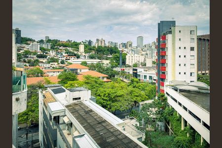 Apartamento à venda com 65m², 2 quartos e 3 vagasVista Apartamento