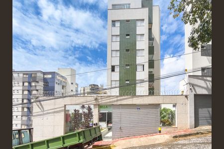 Apartamento à venda com 65m², 2 quartos e 3 vagasFachada Prédio