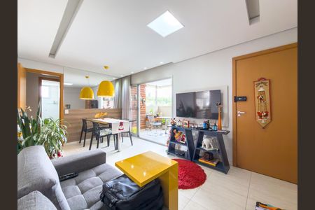 Sala e Varanda de apartamento à venda com 2 quartos, 65m² em Santo Antônio, Belo Horizonte
