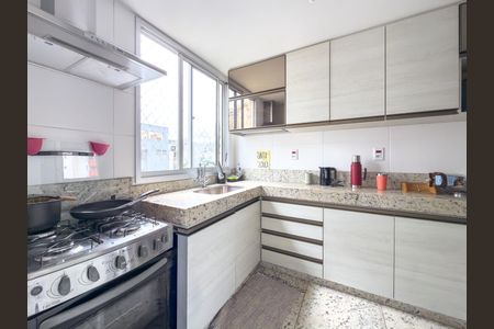 Apartamento à venda com 65m², 2 quartos e 3 vagasCozinha