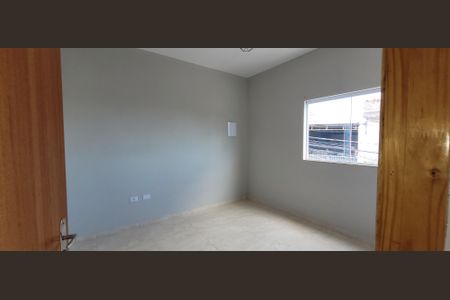 Casa para alugar com 2 quartos, 50m² em Vila Sao Roberto, Itaquaquecetuba