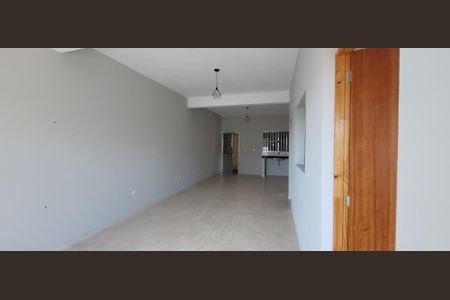 Casa para alugar com 2 quartos, 50m² em Vila Sao Roberto, Itaquaquecetuba