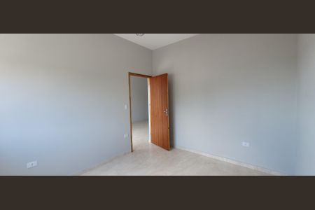 Casa para alugar com 2 quartos, 50m² em Vila Sao Roberto, Itaquaquecetuba