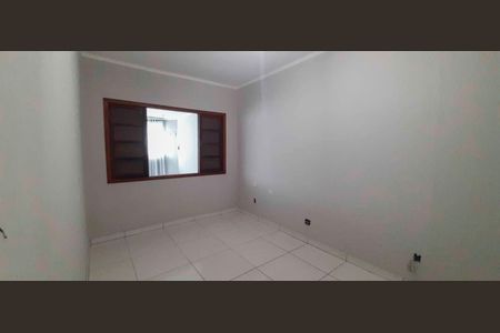 Casa à venda com 165m², 3 quartos e 2 vagasQuarto 2