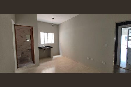 Sala e Cozinha de casa para alugar com 1 quarto, 35m² em Vila Sao Roberto, Itaquaquecetuba
