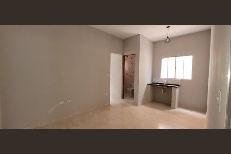 Casa para alugar com 35m², 1 quarto e sem vaga Casa para alugar com 35m², 1 quarto e sem vagaSala e Cozinha