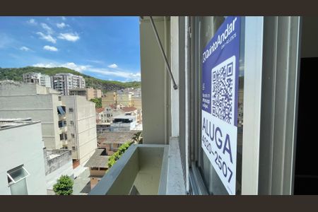 Apartamento para alugar com 56m², 2 quartos e 1 vaga Apartamento para alugar com 56m², 2 quartos e 1 vagaPlaquinha