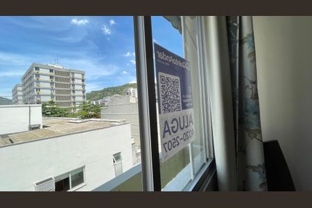 Apartamento para alugar com 56m², 2 quartos e 1 vaga Apartamento para alugar com 56m², 2 quartos e 1 vagaPlaquinha