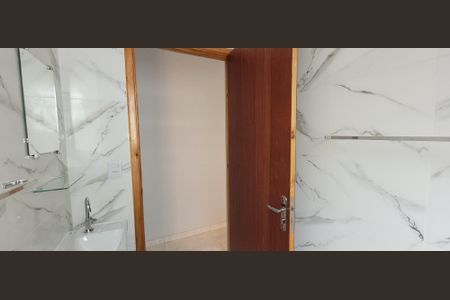 Casa para alugar com 1 quarto, 35m² em Vila Sao Roberto, Itaquaquecetuba