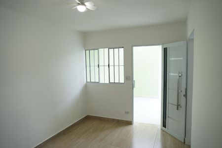 Sala de casa para alugar com 2 quartos, 75m² em Vila Clotilde, Guarulhos