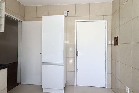 Apartamento à venda com 100m², 3 quartos e sem vagaCozinha - Armários