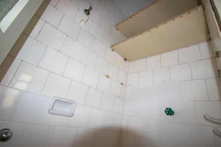 Apartamento para alugar com 60m², 2 quartos e sem vagaBanheiro de serviço