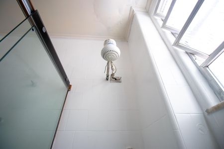 Apartamento para alugar com 60m², 2 quartos e sem vagaBanheiro