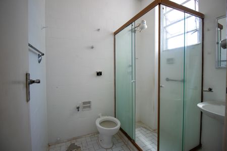 Apartamento para alugar com 60m², 2 quartos e sem vagaBanheiro